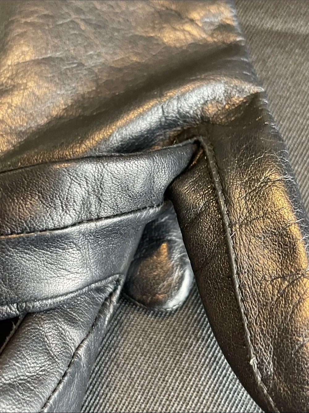 Vintage Black Leather Gloves embroidered size 6 1/2 WPL 9522 classic women’s
